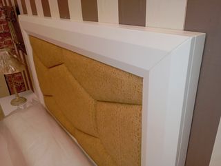 Conjunto cabecero y 2 mesitas de noche