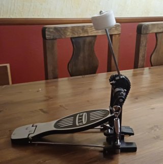 Hi-hat Millenium Soporte y Platos + pedal bombo