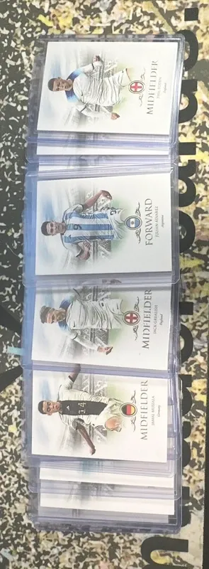 Futera Unique World Football 2023 - 16 Carte