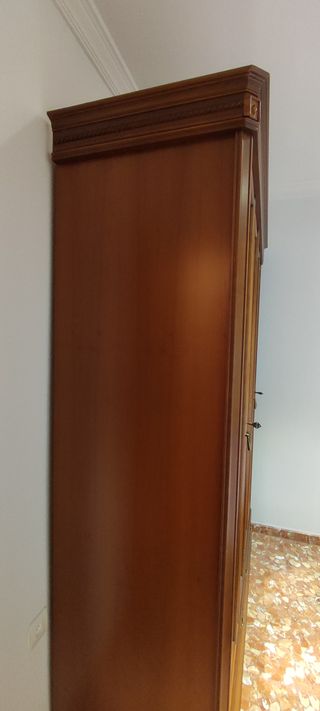 Dormitorio individual de madera