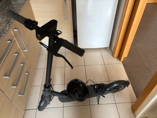 Patinete Eléctrico Xiaomi Mi Scooter Essential