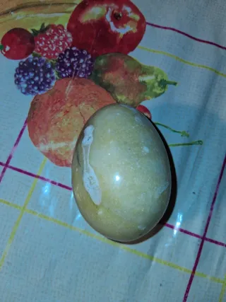 Uovo in marmo
