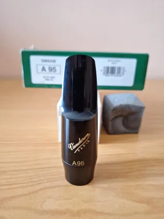 Boquilla Saxo Alto Vandoren Java A95 NUEVA