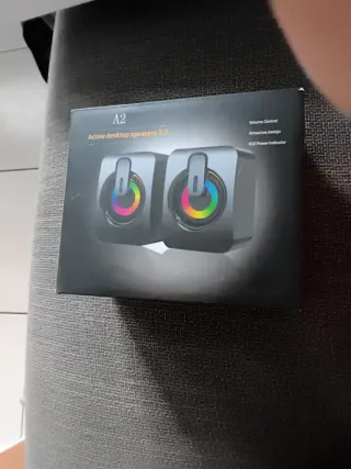 Altavoces de escritorio A2 RGB