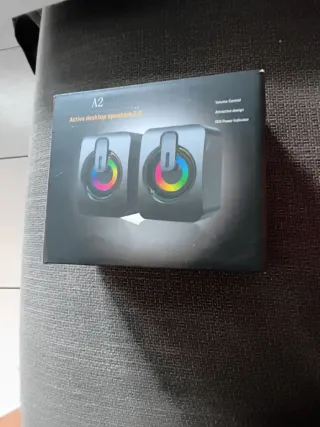 Altavoces de escritorio A2 RGB