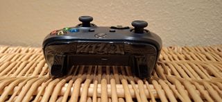 Mando Xbox One + Batería Recargable Venom