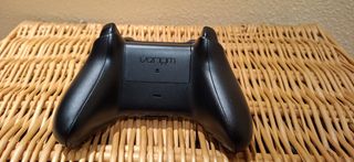 Mando Xbox One + Batería Recargable Venom