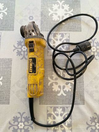 Amoladora Angular DeWalt