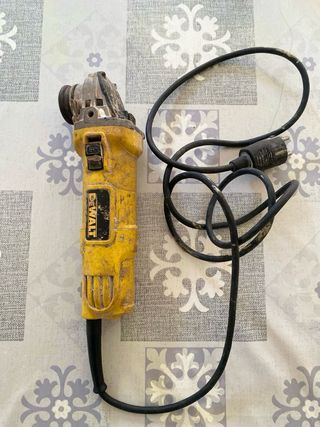 Amoladora Angular DeWalt
