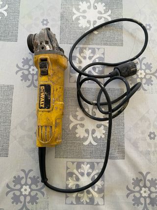 Amoladora Angular DeWalt