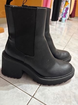 Botines negros con plataforma