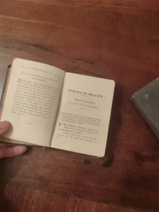 Libros antiguos eclesiásticos