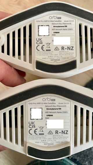 NETGEAR Orbi Pro WiFi 6 SXK30B3 Mesh