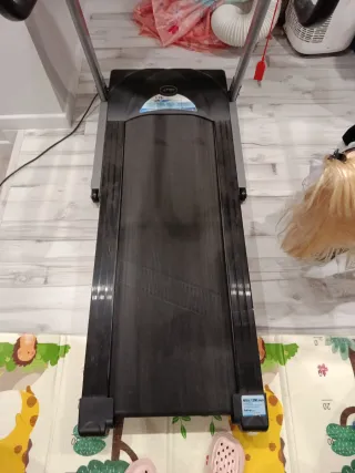 Cinta de correr TREO FITNESS