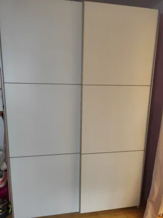 Armario blanco hay que desmontarlo