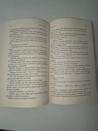 Libro de bolsillo. Entre Visillos