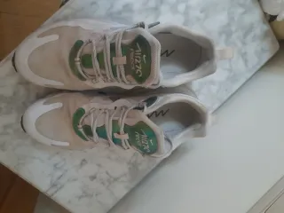 Nike Air Max 270 React Verde Blanco