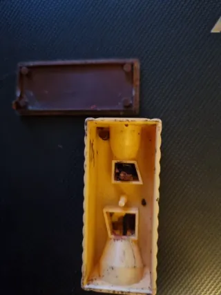 Temperino vintage marrone e giallo