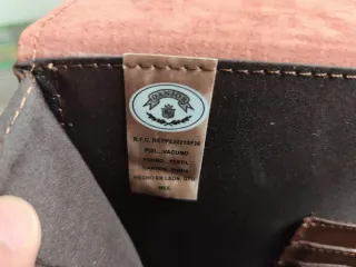 Cartera portadocumentos de cuero