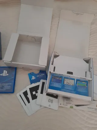 Cajas PS Vita Slim y Fat