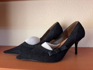 Zapatos de tacón negros
