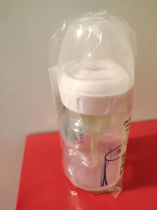 Lote Biberón y Chupetes Recién Nacido