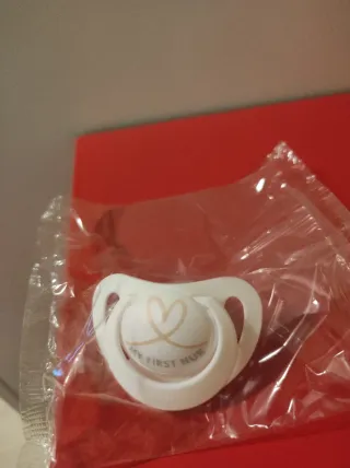 Lote Biberón y Chupetes Recién Nacido