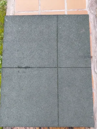 4 Baldosas de Caucho 100x80cm