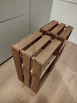 Mesitas de noche y cabecero de madera