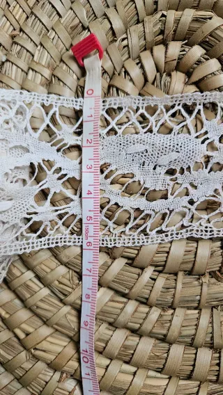 Encaje bolillo antiguo