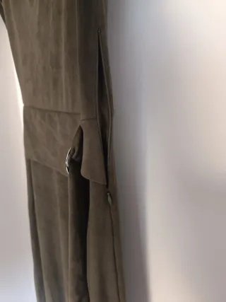 Vestido asimétrico efecto ante cinturón