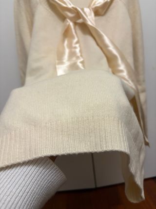 Maglione Moschino Beige con Fiocco