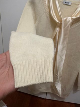 Maglione Moschino Beige con Fiocco