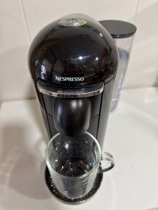 Cafetera Nespresso Vertuo Plus