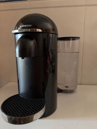 Cafetera Nespresso Vertuo Plus