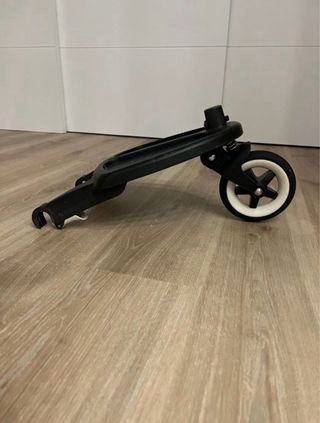 Carrito de bebé color beige bugaboo.