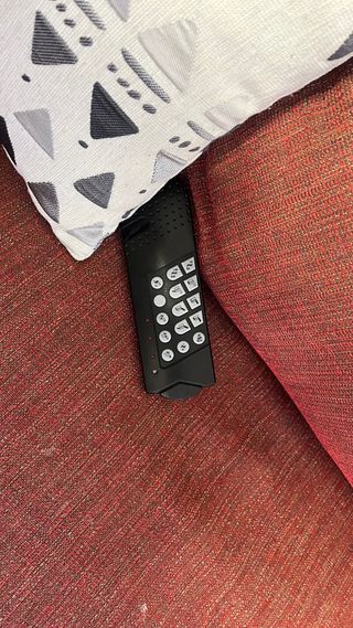 Sofá modular rojo con masaje y cama