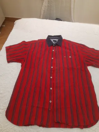 Camisa Tommy Hilfiger Rayas Rojas y Azules