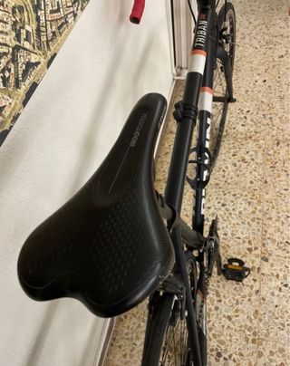 Bicicleta de carretera B'Twin Negra