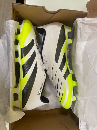 Tacos Adidas Predator Blancos y Amarillos