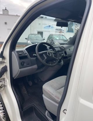 Volkswagen Transporter T5 2004 *6 asientos*
