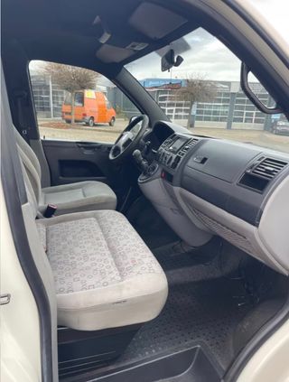 Volkswagen Transporter T5 2004 *6 asientos*