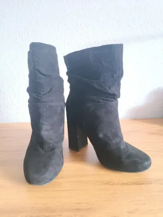 Botas/Botines Negros Talla 39