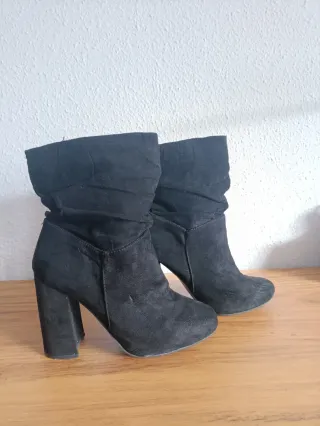 Botas/Botines Negros Talla 39