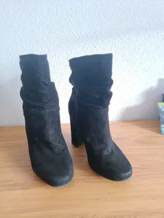 Botas/Botines Negros Talla 39