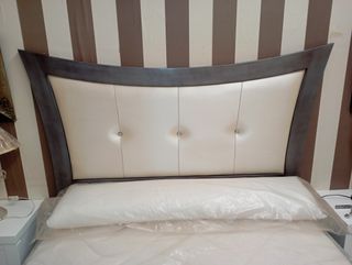 Conjunto cabecero 150cm y 2 mesitas noche