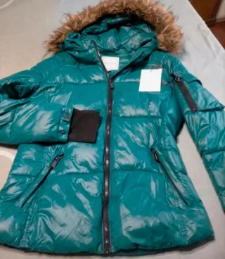 Chaqueta Fontana Verde Brillante con Capucha