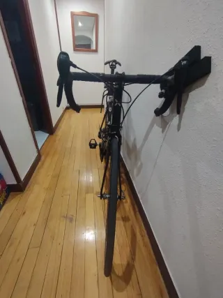 Bici de carretera Btwin Negra