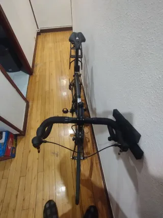 Bici de carretera Btwin Negra