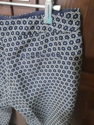 Pantalón estampado mujer